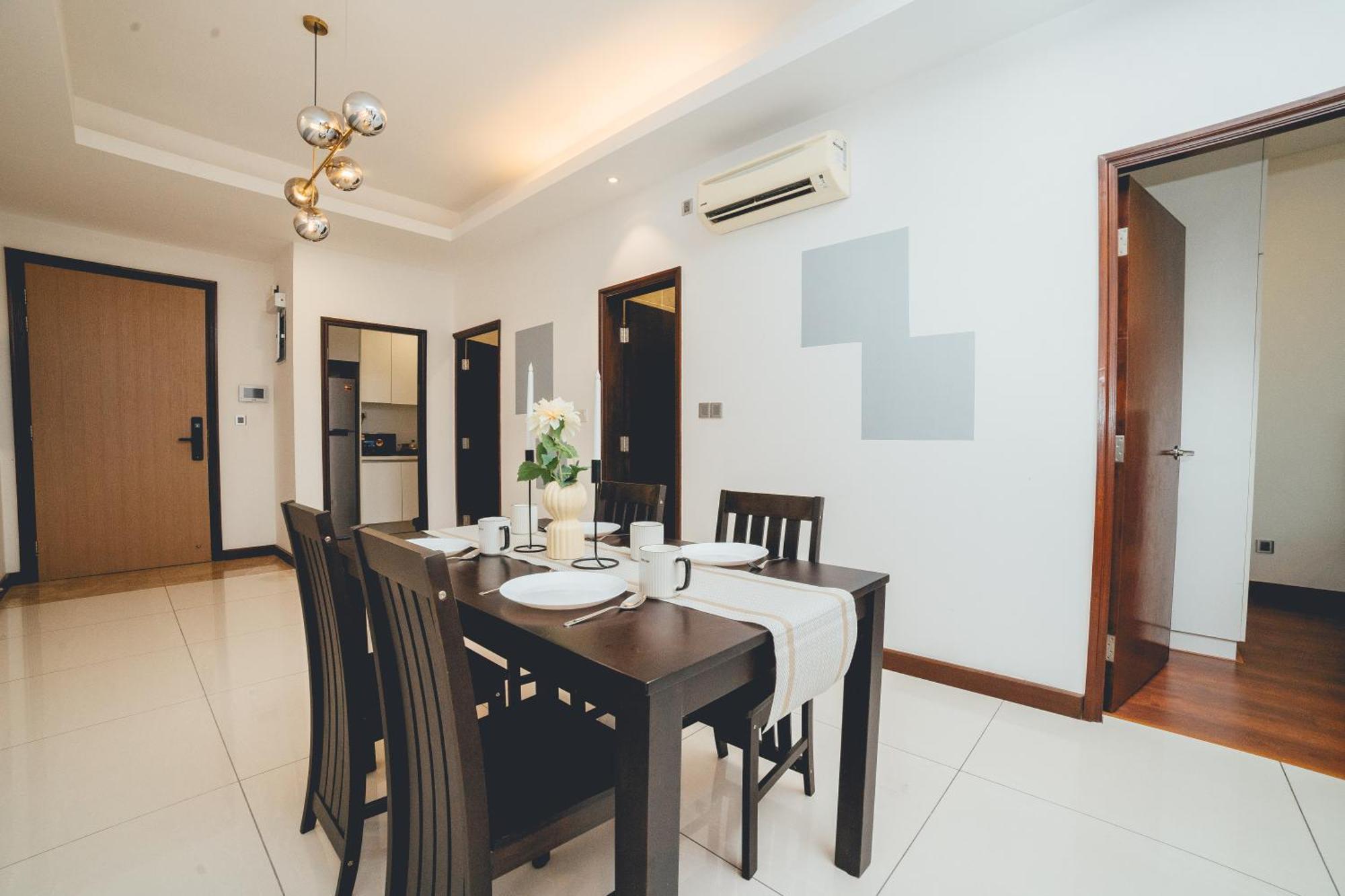 Paragon 2br4pax Sleek Nr Ciq Midvalley By Our Apartment